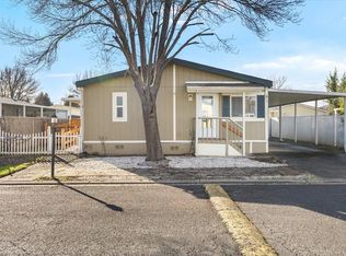 633 E Archwood Dr Unit 59, Eagle Point, OR