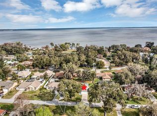 12 Tangerine Rd, Yalaha, FL 34797