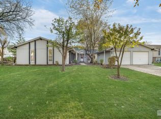 1288 California Ave, Aurora, IL 60506