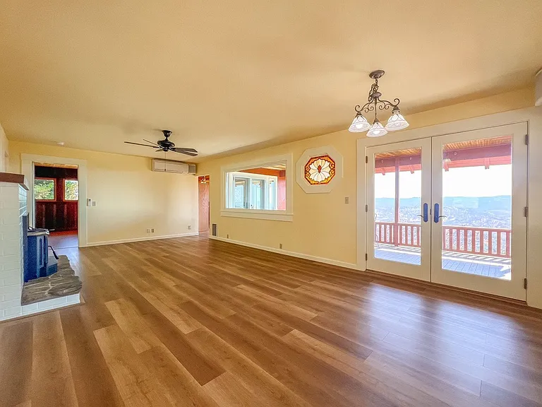 4398 Atlas Peak Rd — Photo 4