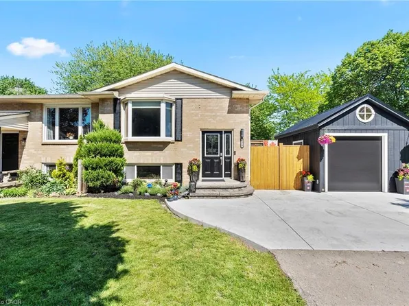 4513 Carriage Rd, Lincoln, ON L3J 0C4