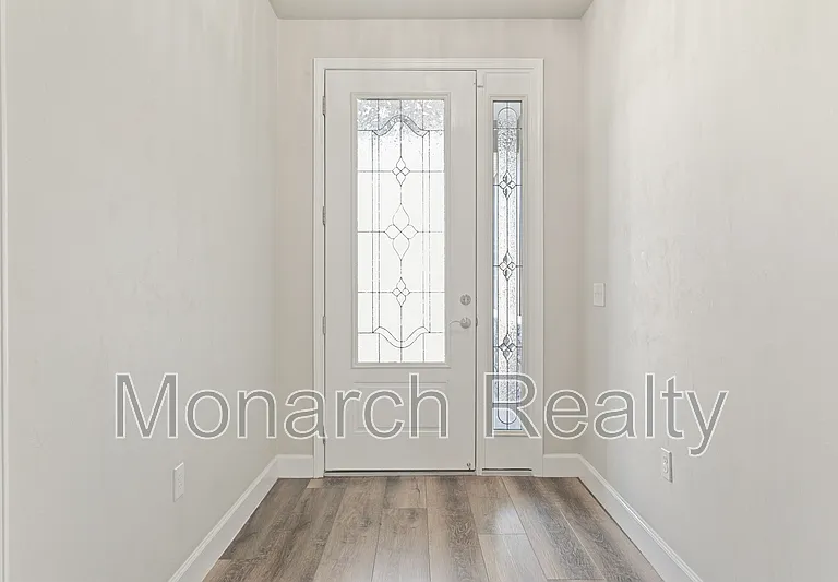1689 SW 71st Cir — Photo 5