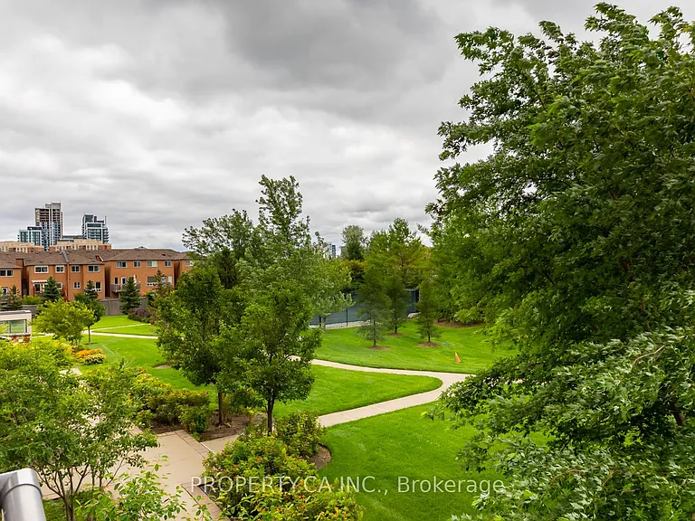 330 Red Maple Rd #214 — Photo 19