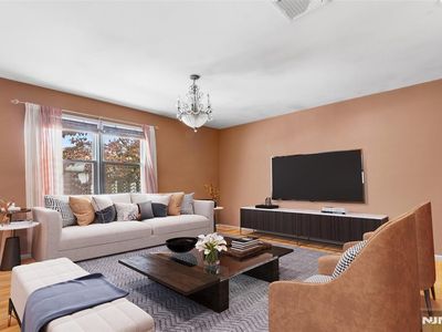 1036 Maple Ave, Ridgefield, NJ, 07657