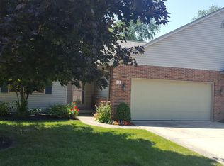 13 Ridgewood Dr, Norwalk, OH 44857