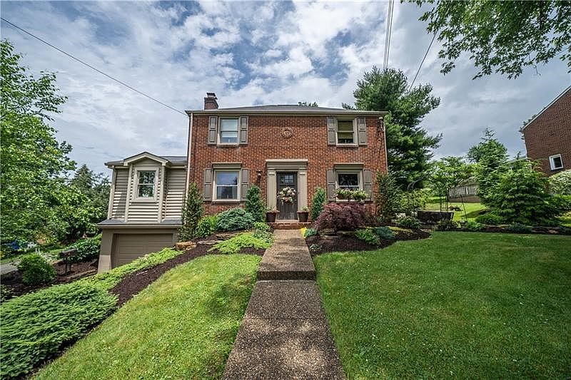 1st image of 627 Glenrock Dr
