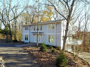 640 Strecker Rd, Ballwin, MO 63011
