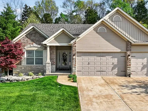 6712 Silverstone Ct, House Springs, MO 63051