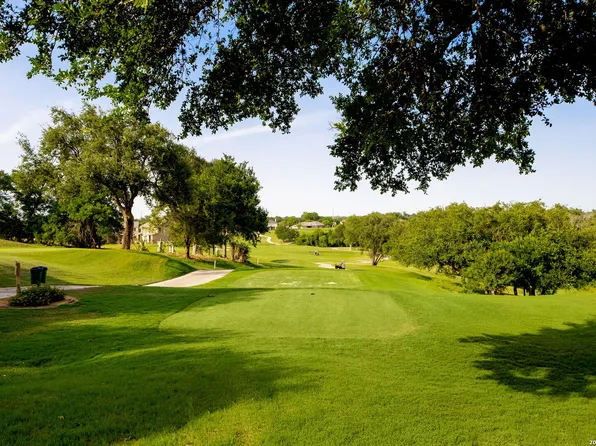 116 SETH RAYNOR DR, New Braunfels, TX 78130