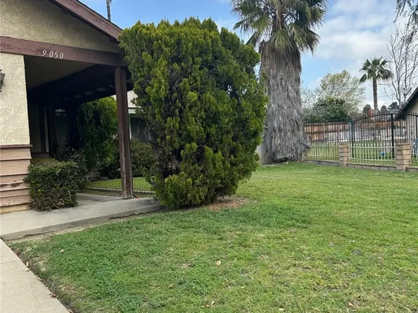 9050 Dumond Dr, Fontana, CA 92335