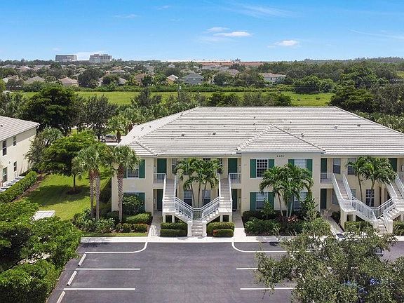 2nd image of 9951 Periwinkle Preserve Ln #202