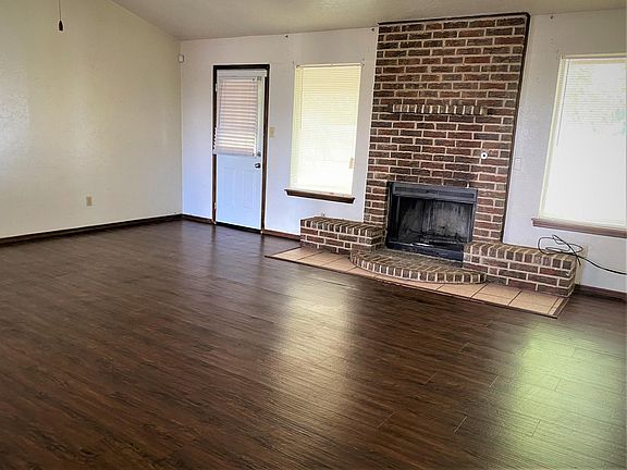 5th image of 2324 NW Dunstan Ln