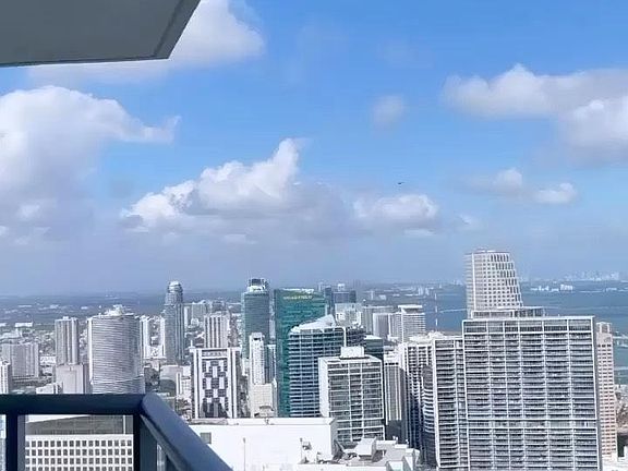 3rd image of 909 Brickell Ave #26