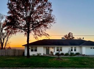 15502 State Route K Hwy, Amazonia, MO 64421