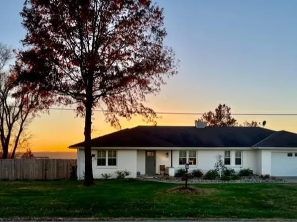 15502 State Route K Hwy, Amazonia, MO 64421