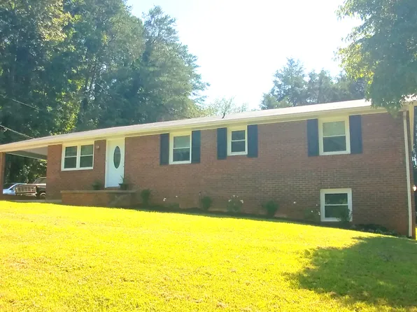 1021 S Caldwell Ave, Newton, NC 28658