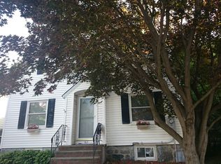 563 Lagrange St, West Roxbury, MA 02132