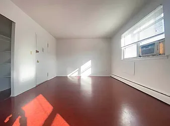 Rented by RealTegrity NY LLC