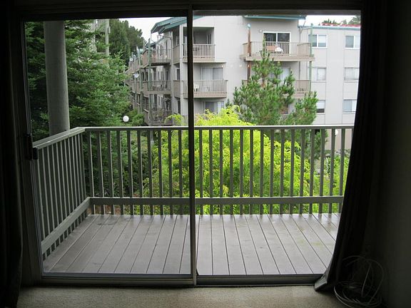 5th image of 376 Imperial Way APT 204