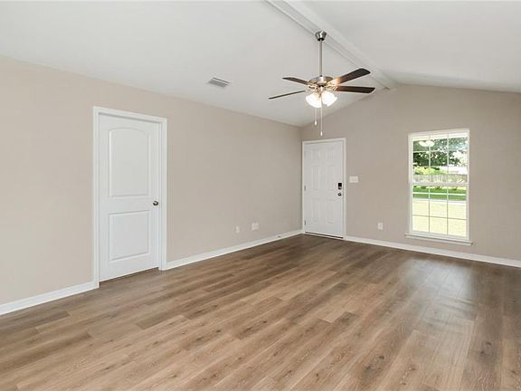 5th image of 369 Coventry Way