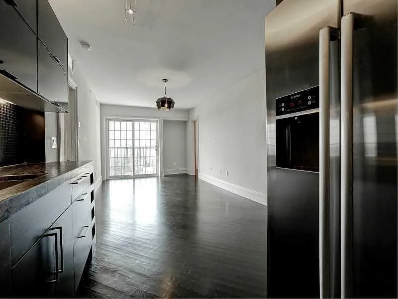 1 bed, 1.0 bath, 805 sqft, $2,300 — Photo 4