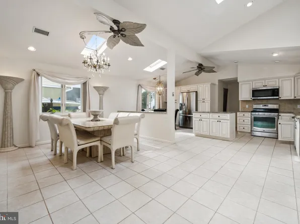 91 Lake Superior Dr, Little Egg Harbor, NJ 08087