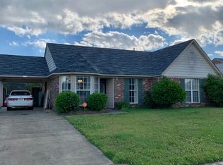 6299 Oak Run Dr E, Olive Branch, MS 38654