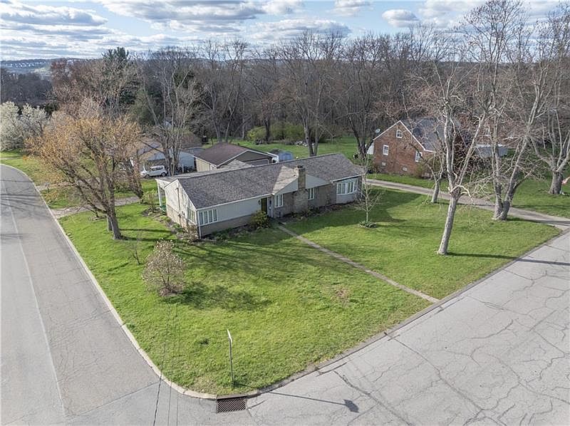 138 Pennsylvania Ave, Bridgeville, PA 15017 | Zillow