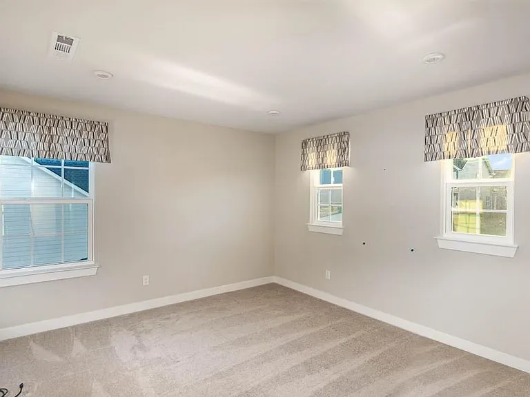 4003 Bluebell Ln — Photo 22
