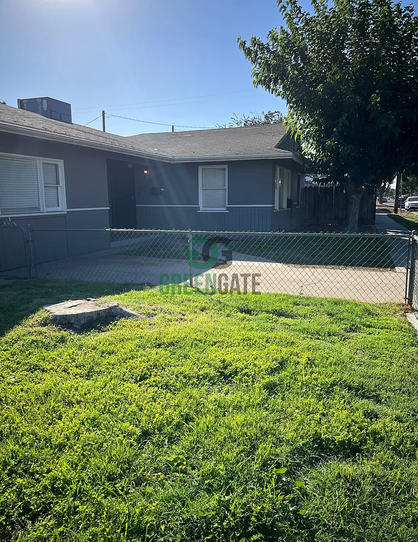 Now Available! 2 Bedroom, 1 Bathroom Located in Ceres, CA! — Photo 2