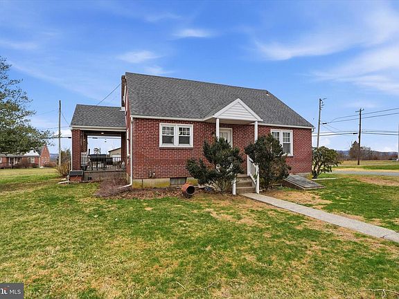 2nd image of 1937 Hoffmansville Rd