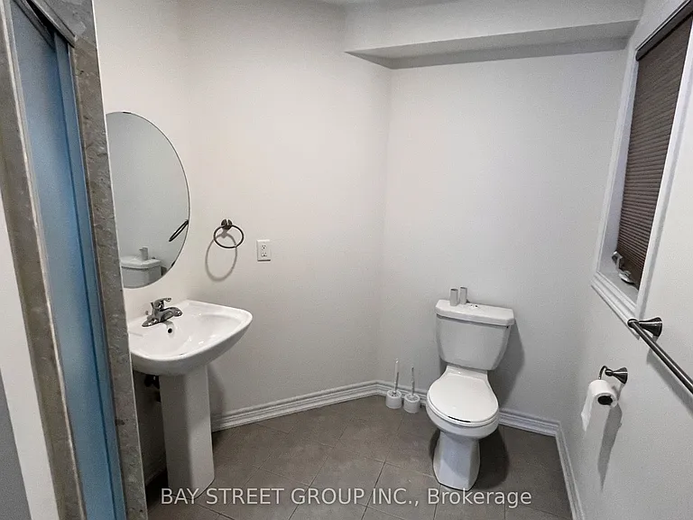 13 Highbury Ct — Photo 18
