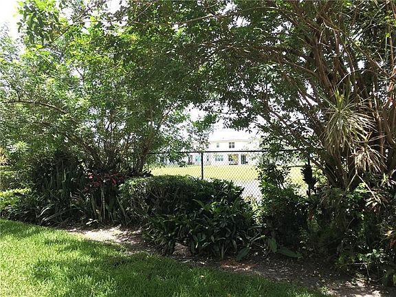 4th image of 1101 Crystal Lake Dr APT 202