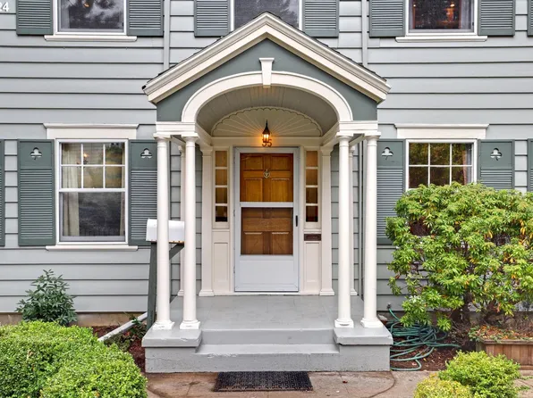 35 SE 60th Ave, Portland, OR 97215