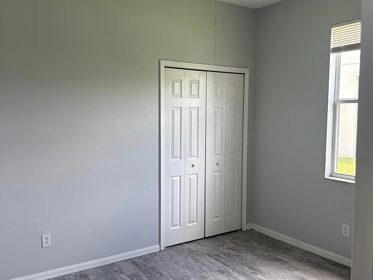 1003 Whispering Cypress Ln — Photo 11