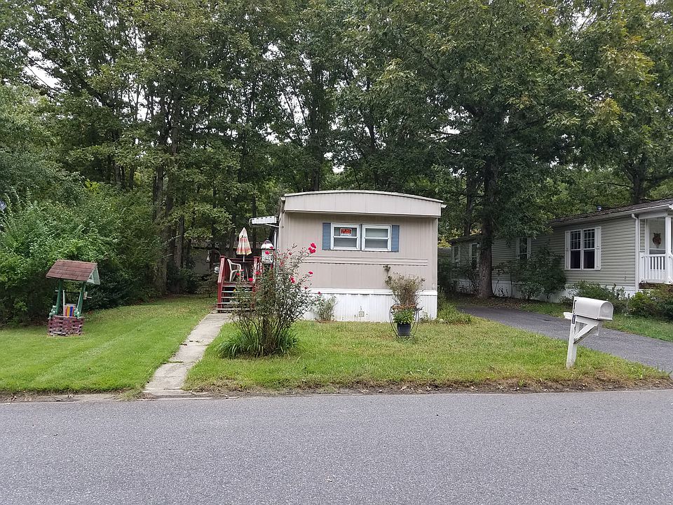 1st image of 131 Hazelwood Dr
