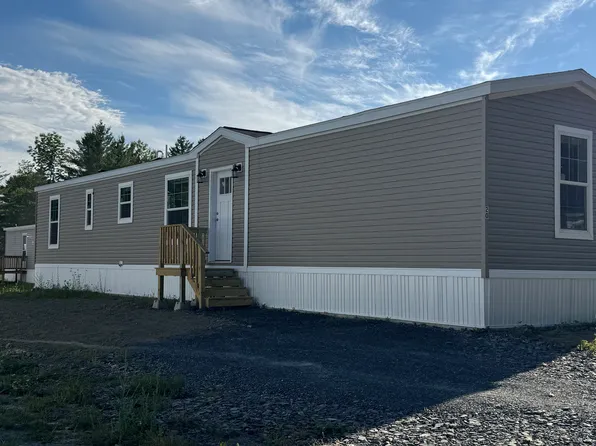 20 Amelia Ln, Waterville, ME 04901