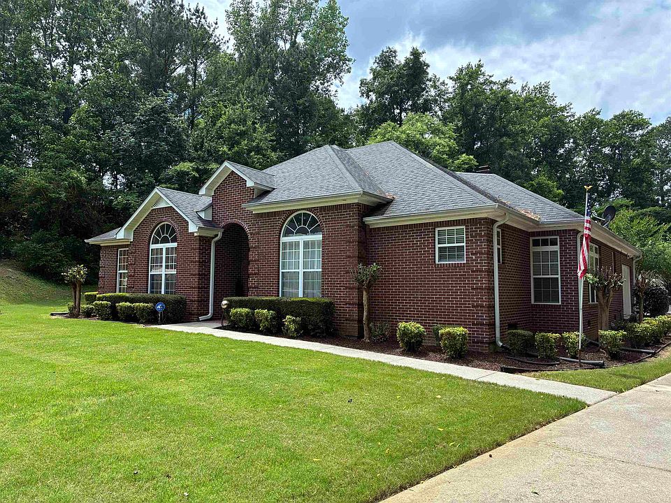 1st image of 151 Mia Ln