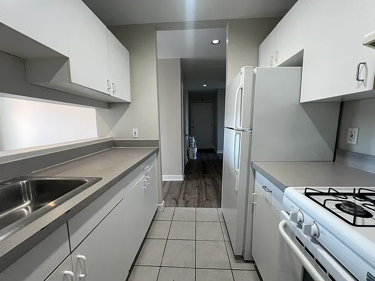 Deacon Court - 1661 Washington Street — Photo 160