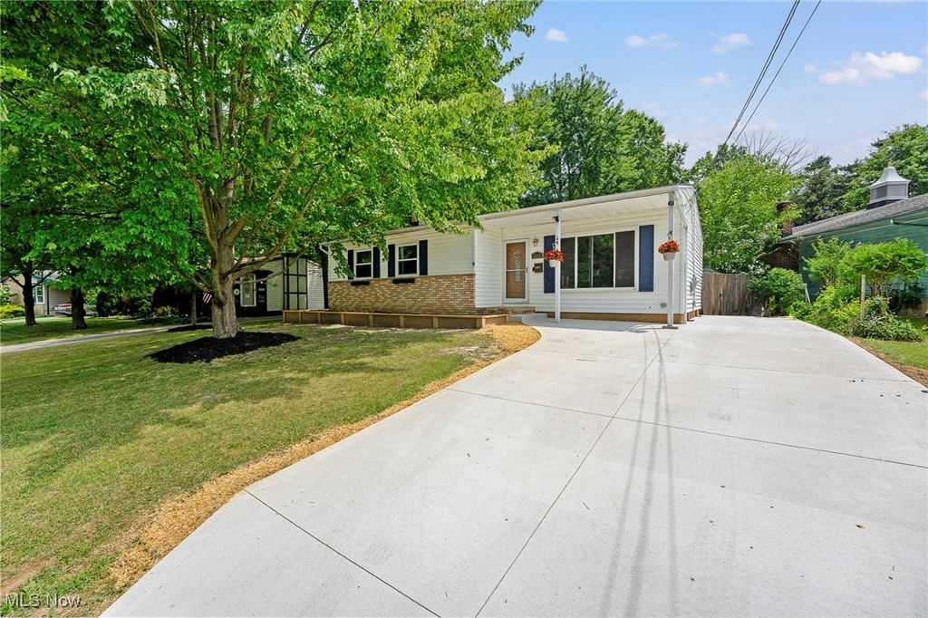 Real estate listing image