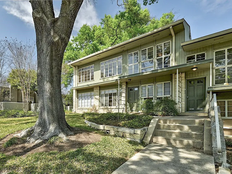 3416 Enfield Rd #B — Photo 2