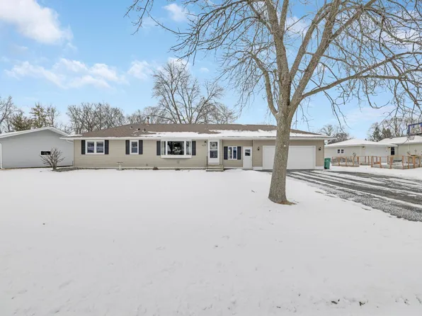 4272 Jasper Dr, Eagan, MN 55122