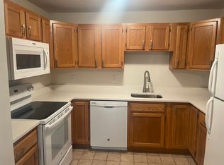 574-576 State Rd #5A, Plymouth, MA 02360