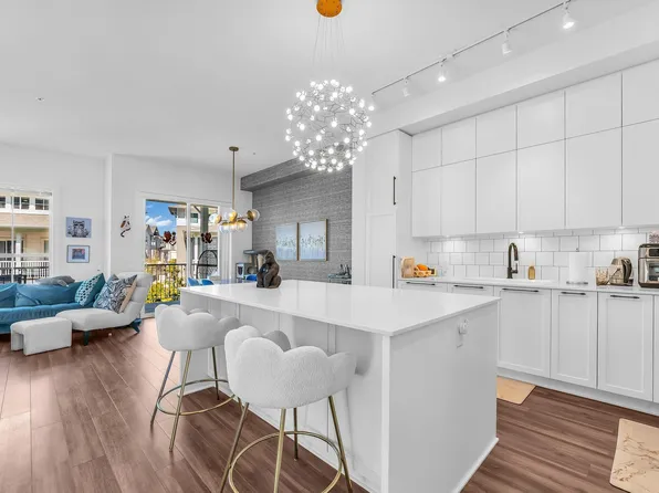 4638 Orca Way #105, Tsawwassen, BC V4M 0C2