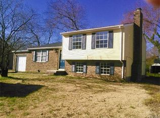 4044 Laurelwood Rd, North Chesterfield, VA 23234