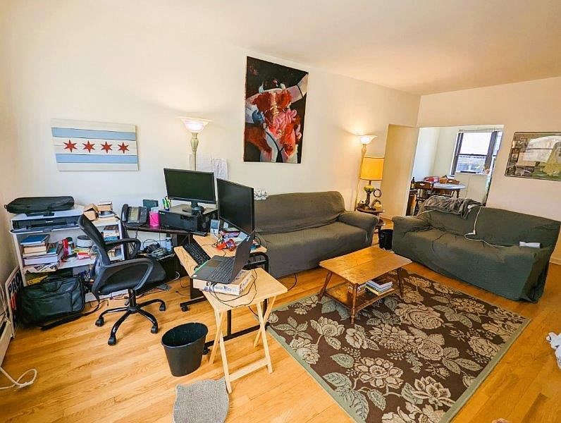 1st image of 1300 W Farwell Ave #3R