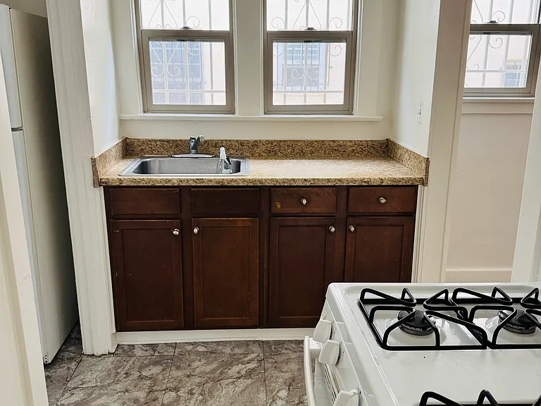 1446 N Gardner St #1446 — Photo 12
