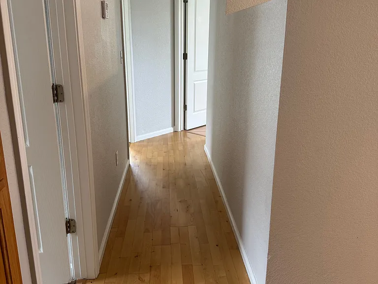 562 Stetson Way — Photo 17