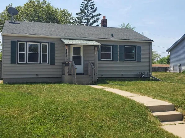 1731 Michigan AVENUE, South Milwaukee, WI 53172