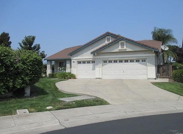 2nd image of 6379 Brook Hollow Cir